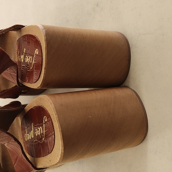 Free People Mallory Clogs size 40/9.5 NWOB - Picture 5 of 8